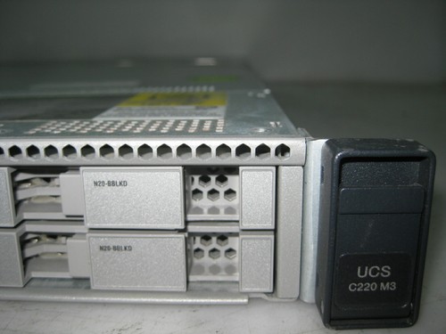 Cisco UCS C220 M3 Server | 2x E5-2660 8C @2.20GHz , 8GB, 2x 300GB, 2x 450W PSU - 第 1/12 張圖片