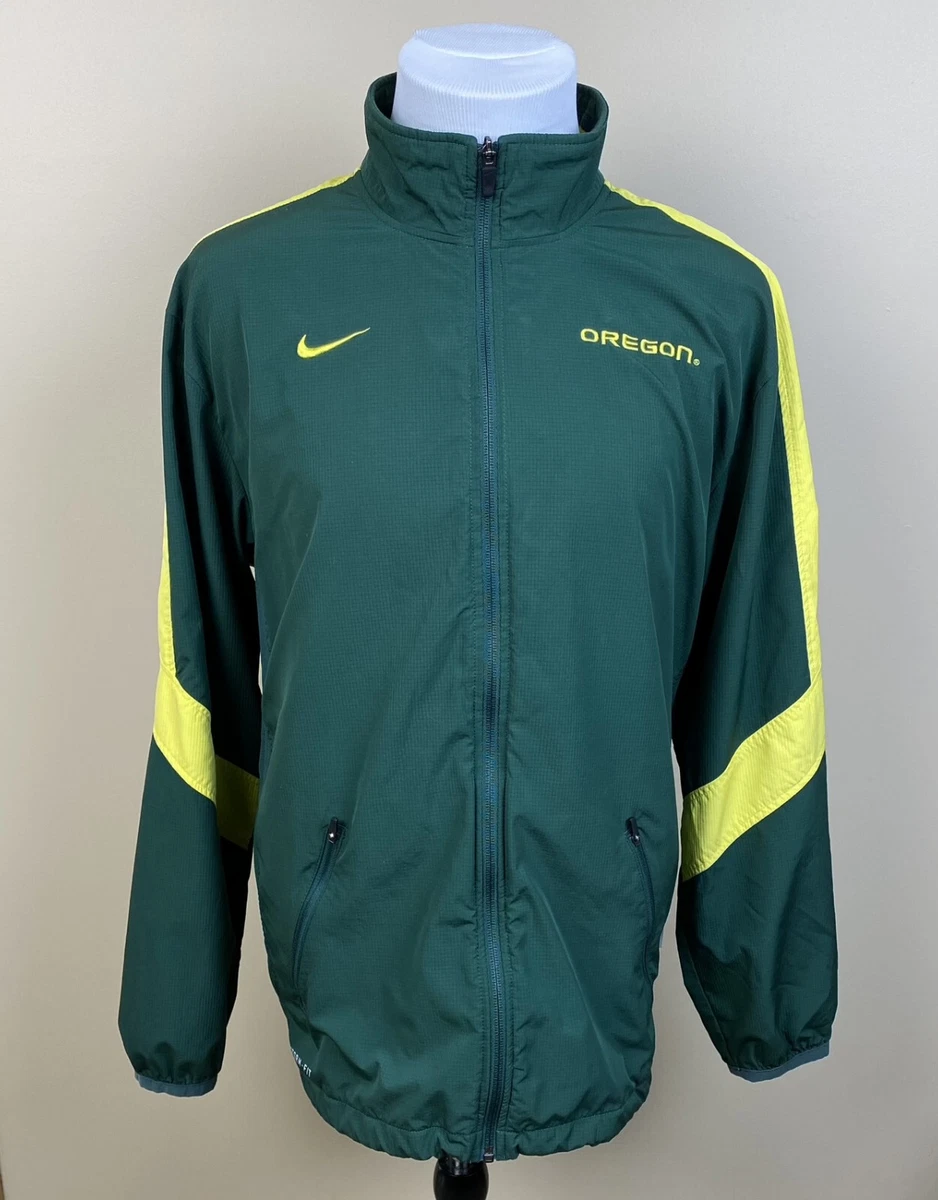 Nike light deals coat