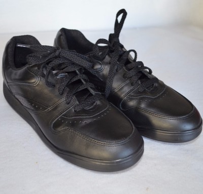 hush puppies walking shoes