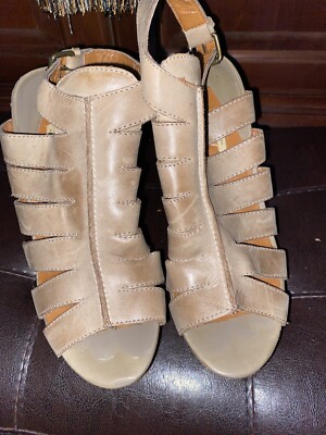 MAXSTUDIO.COM ~ Favor ~ Size 8.5