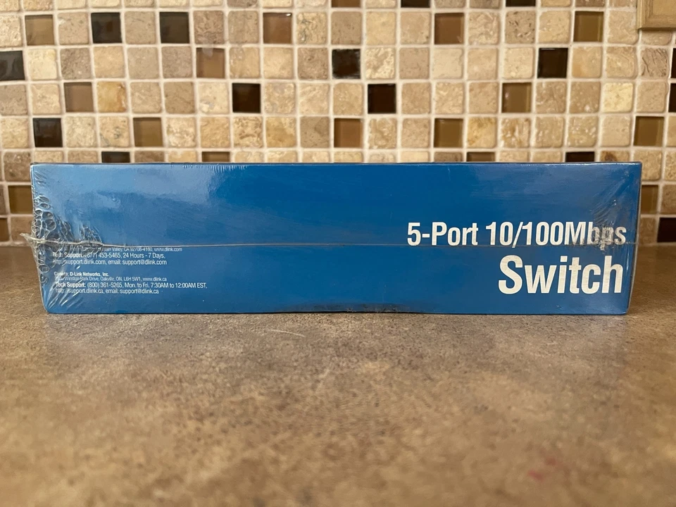 D-LINK DSS-5+ 5 PORT 10/100MBPS ETHERNET NETWORK SWITCH ULBT-26 - Image 4 of 4