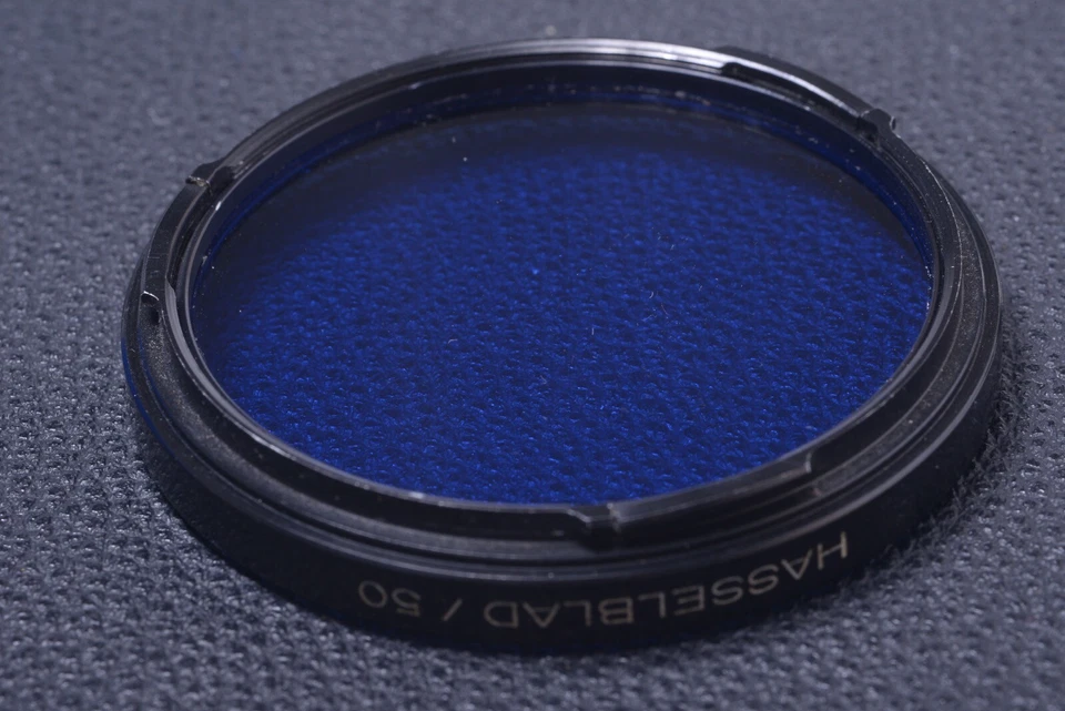 ✅ HASSELBLAD B50 BLUE 3.5X CB12 -1.5 FILTER GENUINE LENS OR CAMERA BAYONET 13-1 - Image 2 of 2