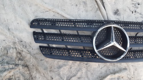Mercedes Benz MB ML class W163 Front Bonnet Radiator Grill Grille Emblem ML270 - Picture 3 of 8