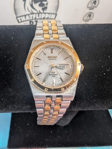 Vintage Seiko Sports 100 "Seikoak" Quartz Watch New Battery Runs Great Gold Tone