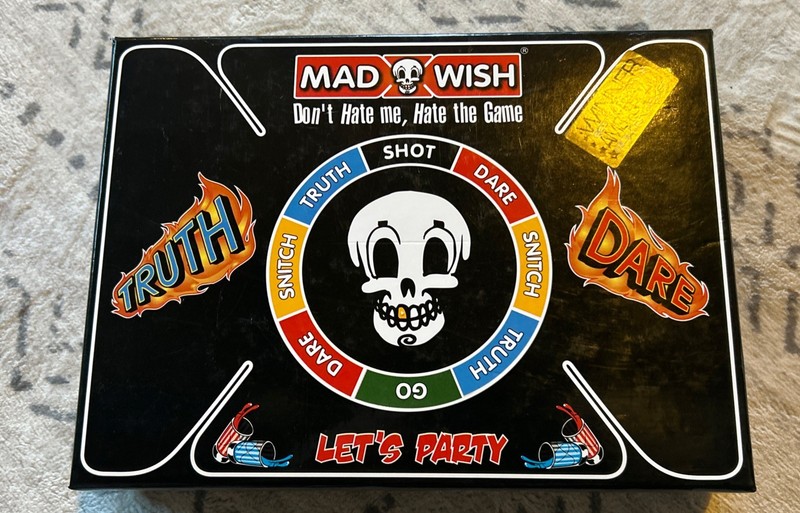 MAD WISH BOARD GAME TRUTH OR DARE BY REBELZ  ADULT CONTENT 18+ w Shot Glass
