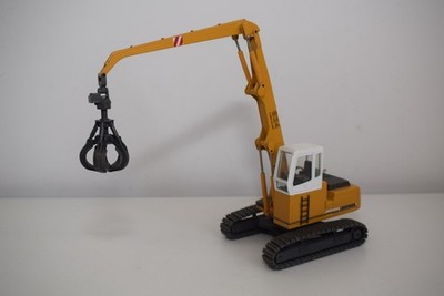 C12 1:50 CONRAD 2832 LIEBHERR 934 CRANE EXCAVATOR NMINT COND.