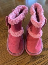 Boots With Fur Top Hot Pink Girl Baby Size 4 Winter Snow Fun