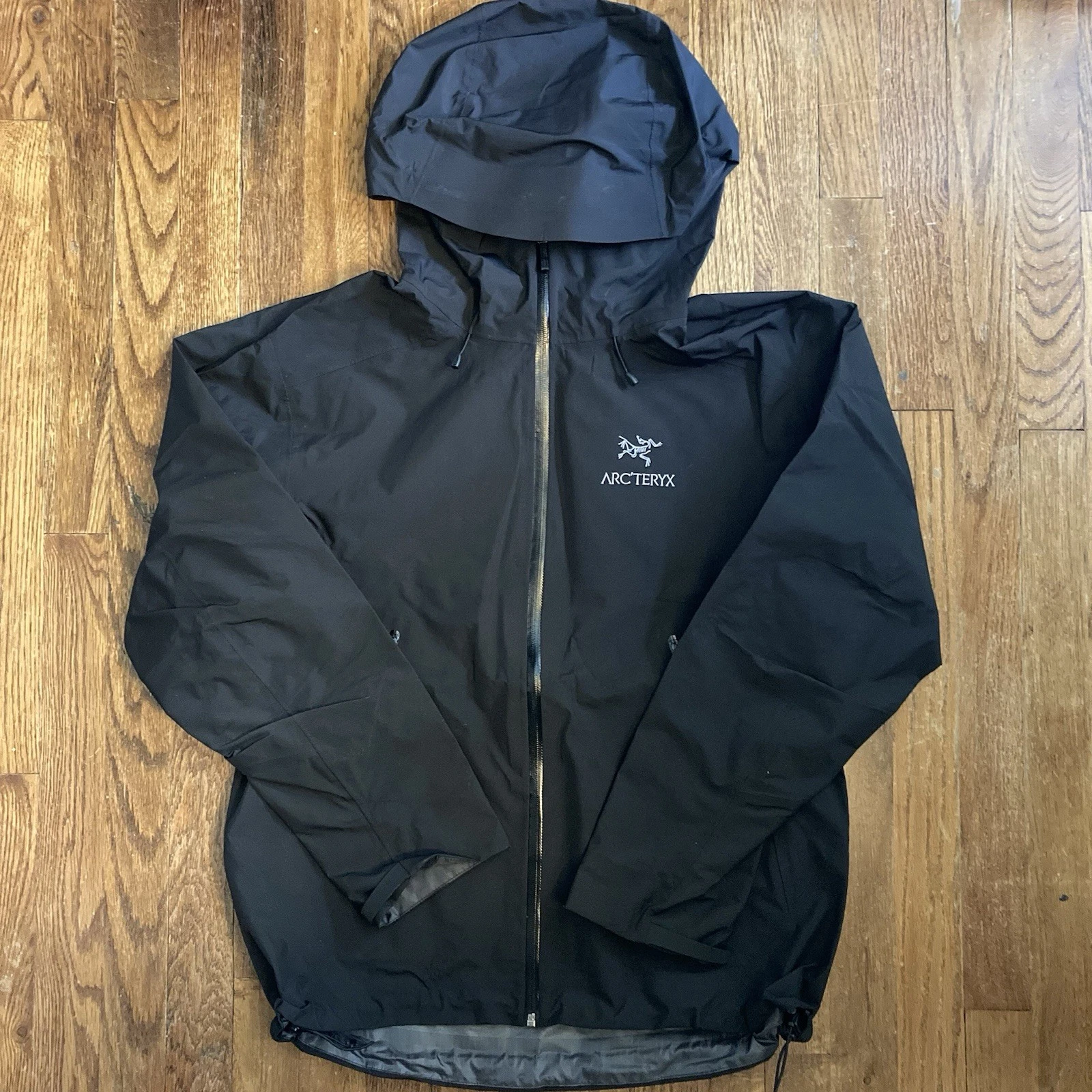 Arcteryx Beta LT Jacket size Medium Black image 1
