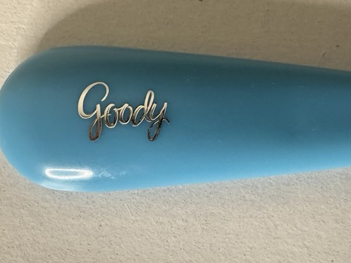 VINTAGE GOODY LIGHT BLUE HANDLE BLACK RUBBER PAD PLASTIC BRISTLES HAIR BRUSH 8" - Picture 6 of 7