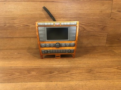 2004-2006 VW PHAETON NAVIGATION RADIO DISPLAY SCREEN CLIMATE CONTROL BEZEL OEM