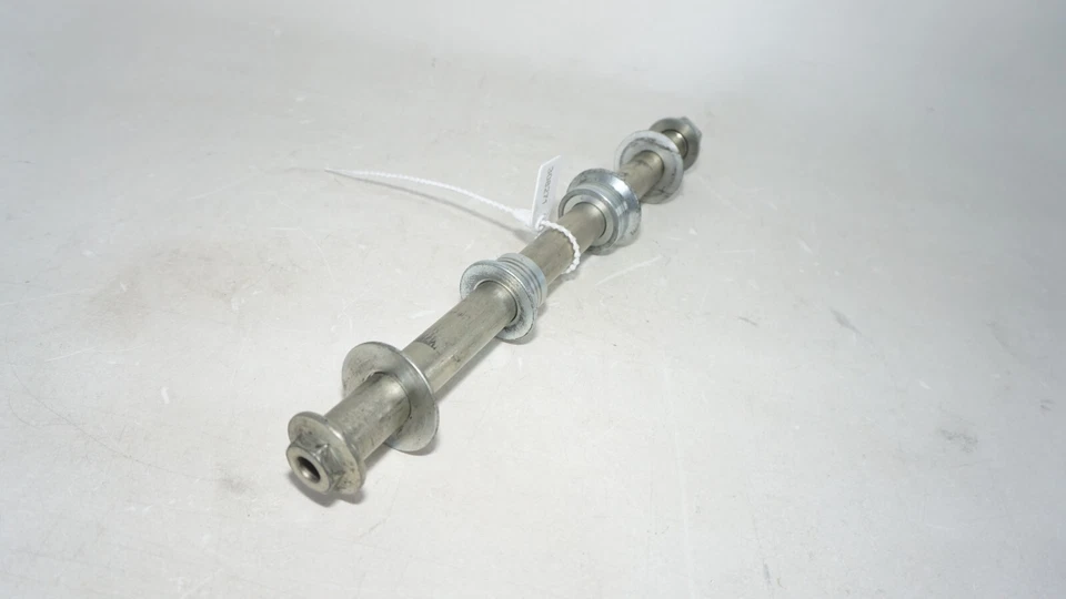 Arandelas de tuercas espaciadores de eje trasero Suzuki SV 650 2017-2023 308271 original OEM Foto 3 de 4