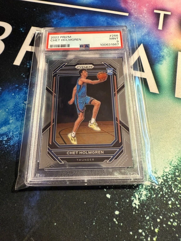 Chet Holmgren trading card