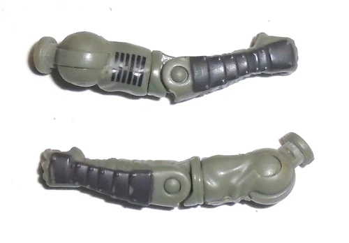 GI Joe Body Part 2005 Tiger Claw  Tigerclaw      Arm Set       C8.5 Very Good