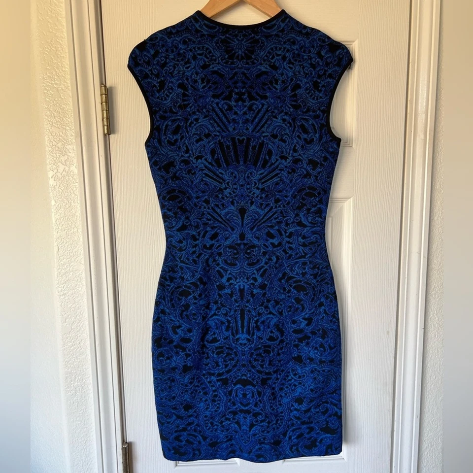 Mini Vestido Alexander McQueen Lana Azul/Negro Pequeño Foto 3 de 4