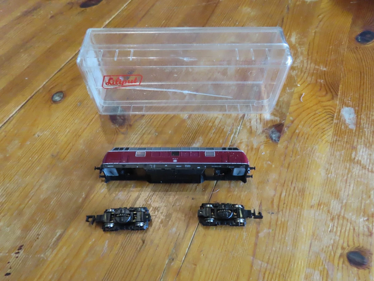 Spur N Diesellok V221 151-0 Defekt