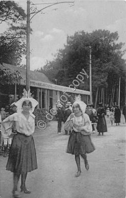 Postcard - Postcard - Les Sables d'Olonne - animated - women - clothes 10s