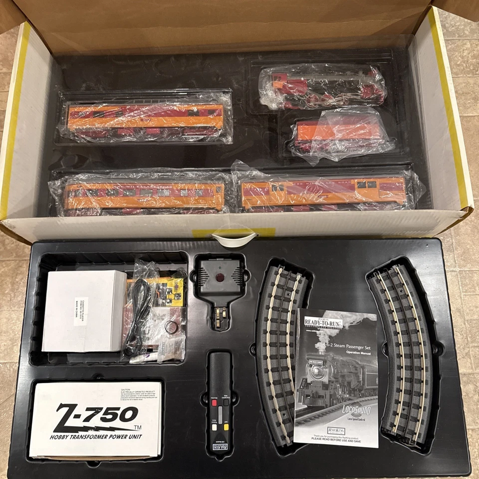 Rail King Ready-To-Run Set STEAM PASSENGER SE4-6-2 Steam Item #30-4068-0 - Image 2 of 4