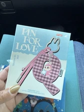 Autenthic Popmart Pin For Love Keychain Letter W