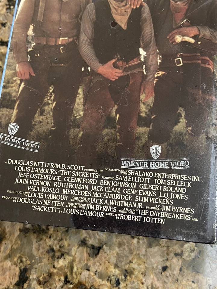 Vintage The Sacketts Tom Selleck Sam Elliot Factory Sealed Rare VHS Watermarks Foto 2 de 4