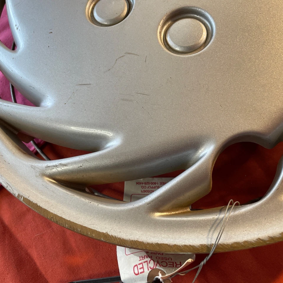 Tapacubos Toyota Celica ST 61047 1990-1991 13" tapacubos OEM vintage OE 1 Foto 4 de 4