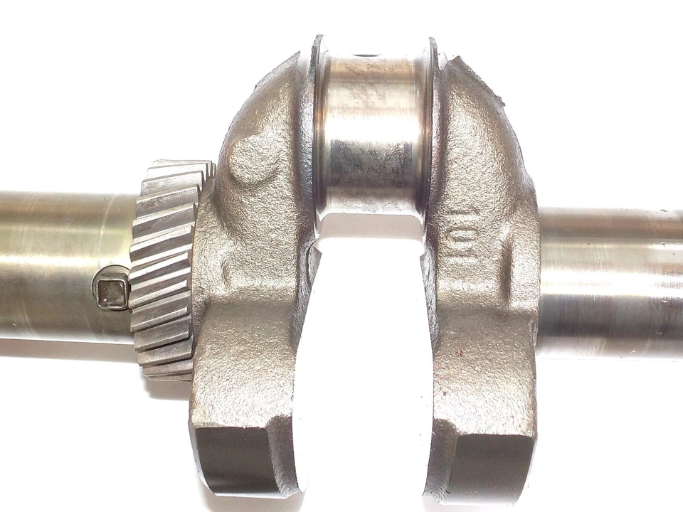 Tecumseh OHV135 Engine 11HP Crankshaft 36924A - Image 2 of 4