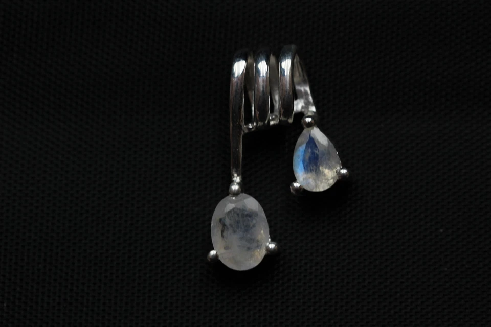 Design 1,78 Carati Topazio Lunare Pendente 925 Argento Sterling Design - Immagine 4 di 4