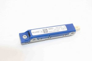 AUDI A4 Avant 8W5, B9 Antennenverstärker  8W9035225 2.00 Diesel 140kw 29627791