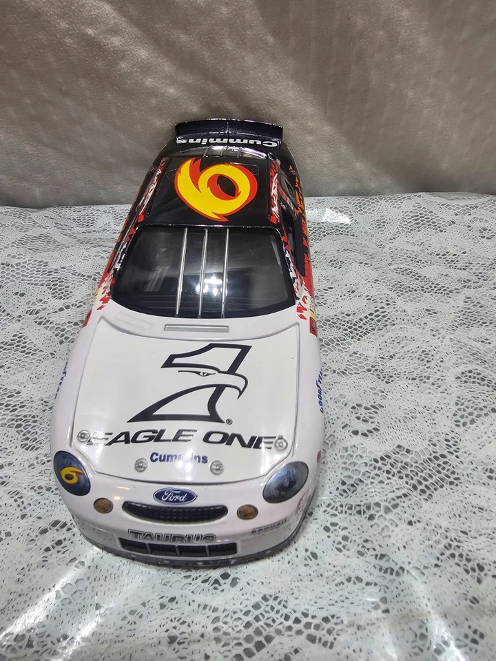 Racing Champions 1998 escala 1:24 réplica fundida a presión del Eagle One #6 de Mark Martin Foto 3 de 4
