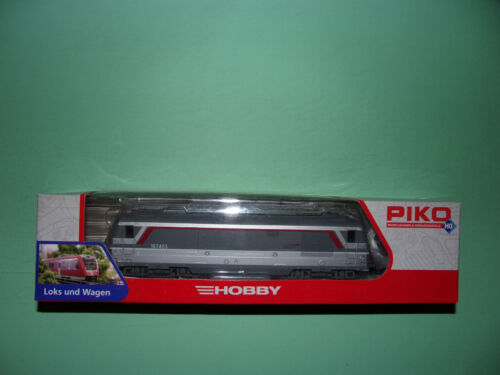 PIKO BB67400 Diesel Locomotive Delivered "MULTISERVICES" 95153.1 NEW - Picture 1 of 7