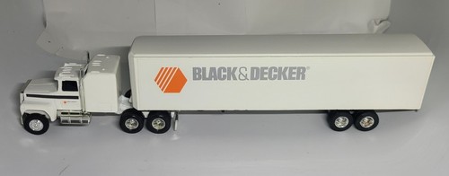 Ertal Black & Decker Ford Cab With Trailer 1/64 Scale Die-Cast Metal Replica Toy - Picture 3 of 12