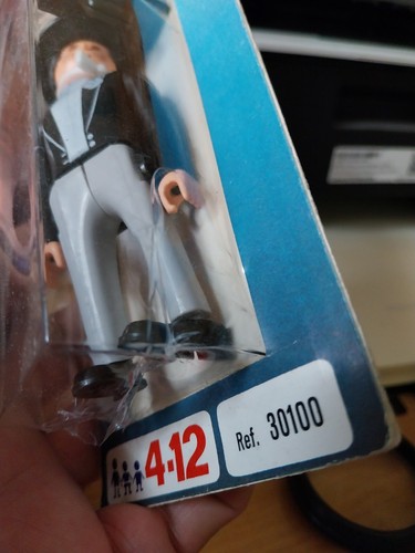 AIRGAM BOYS REF 30100 BLISTER NOVIO FIGURA ORIGINAL AÑOS 70 9 CMS ALTO - Imagen 3 de 7