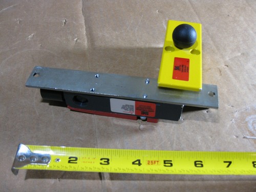 STI SB40-M00 Slide Bolt T2011 Safety Interlock Switch 44541-0210 44540-8000 - Picture 5 of 12