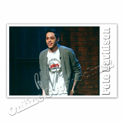 Pete Davidson  -  Autogrammfoto  ²
