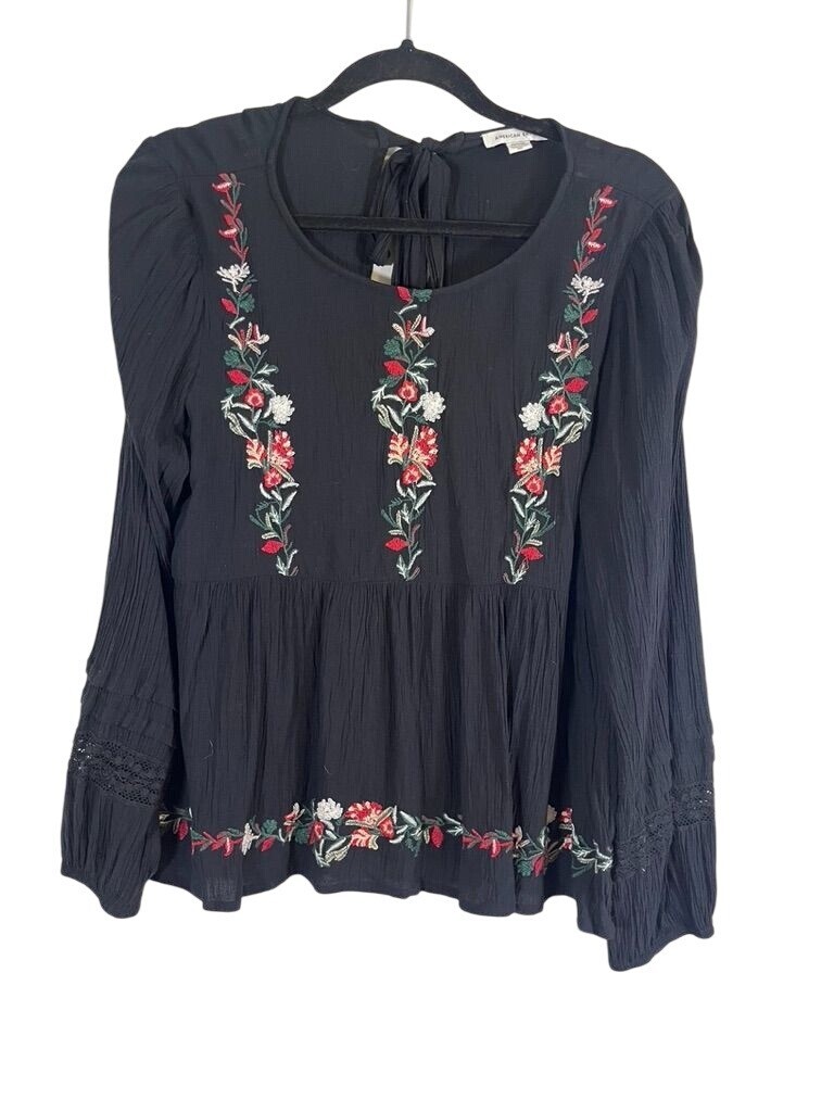 American Eagle Womens M Black Floral Embroidered 80s Hippie Peasant Pullover