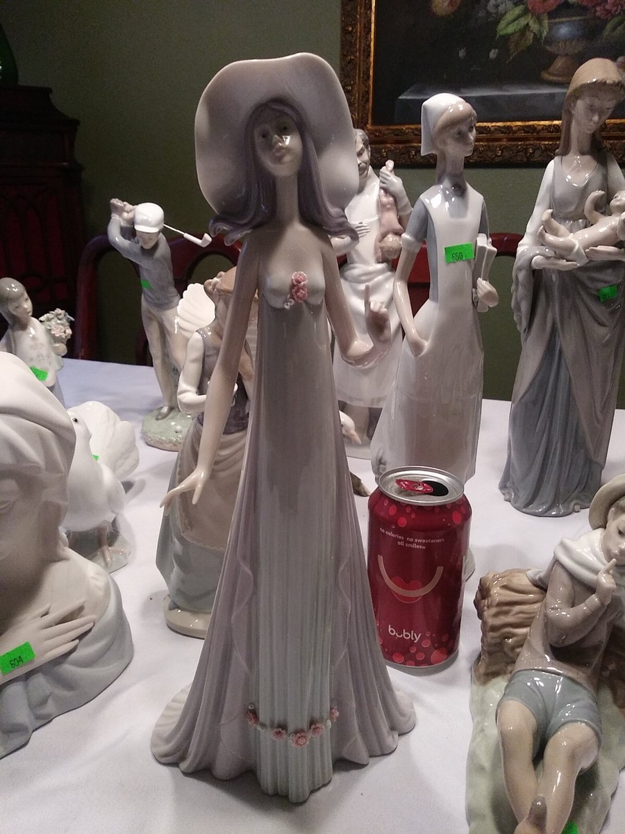 LLADRO リヤドロ 01431 The Debutante Lladro THE DEBUTANTE Figurine #1431 Fast Shipping! 14