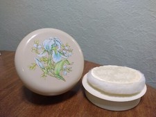 AVON TIMELESS Beauty Dust Body Powder Case w/ Ariane 6oz Body Powder Sealed