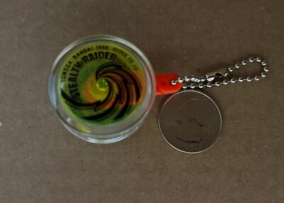 Yomega mini Yo-Yo Keychain Stealth Raider Green Clear  1998 Bandai Hyper yo-yo
