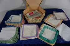 40 x Damen Tuch Taschentuch Spitzentuch 1920er 1950er + Box Retro Impressionen