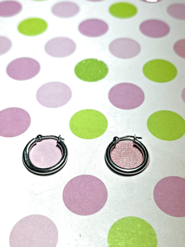 Solid 14k White Gold Small Hoop Polished Earrings .66 Grams Everyday  - Picture 3 of 5