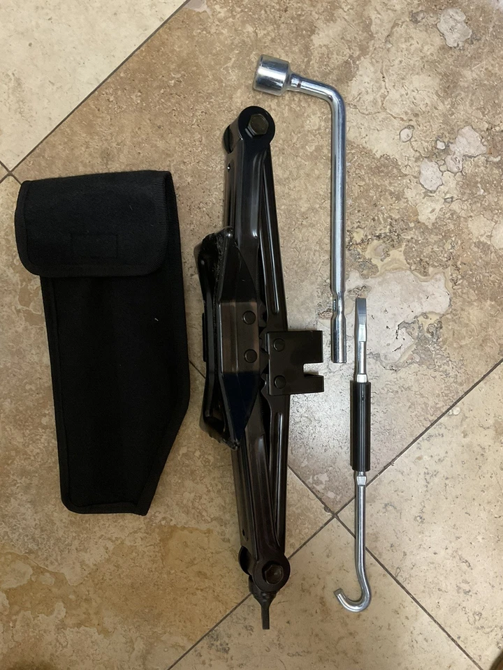 02-03-04-05-06-07-08-09-11-12-13 Hyundai Santa Fe Tire Jack with Tools OEM - Image 2 of 4