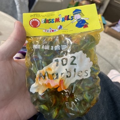 Bag of 102 Cat's eye marbles Tri-color 100 reg 2 shooters 
