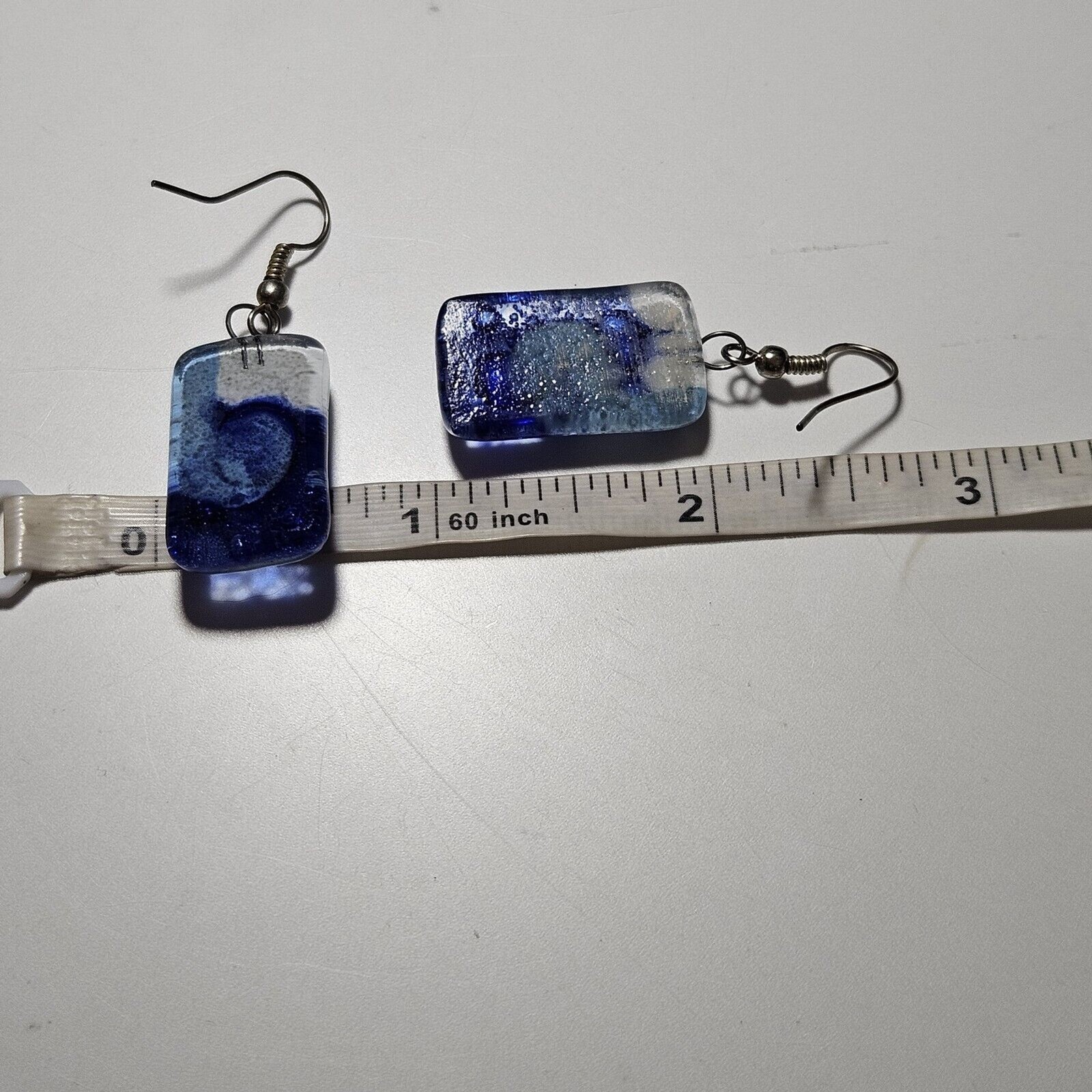 Rectangular Blue And White Rectangular Glass Dang… - image 7