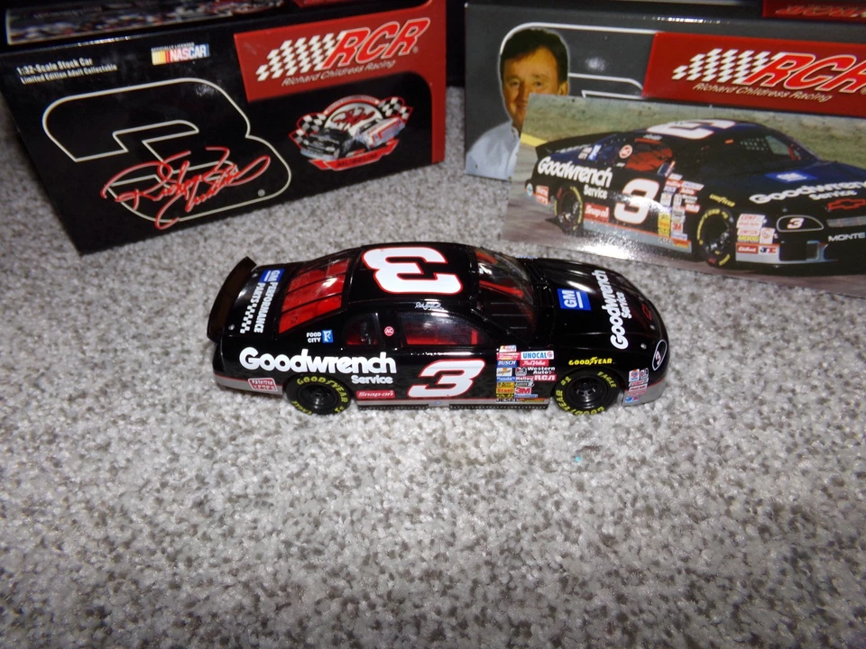 1/32 DALE EARNHARDT SR #3 GMGW / MUSEUM SERIES  1998 ACTION NASCAR DIECAST - Image 3 of 4