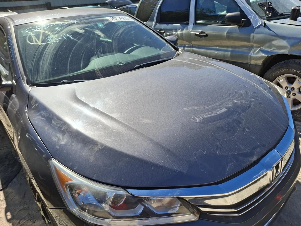 Espejo retrovisor interior delantero central usado se adapta a: Honda Accord 2017 centro delantero Foto 3 de 4