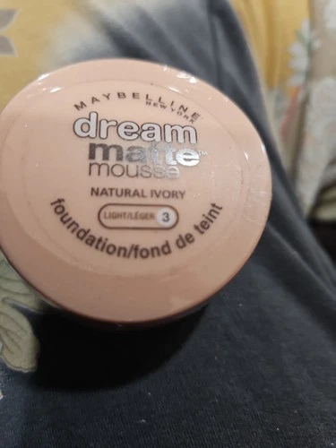 NEW Maybelline Dream Matte Mousse Foundation-NATURAL IVORY LIGHT 3 - product listing photo