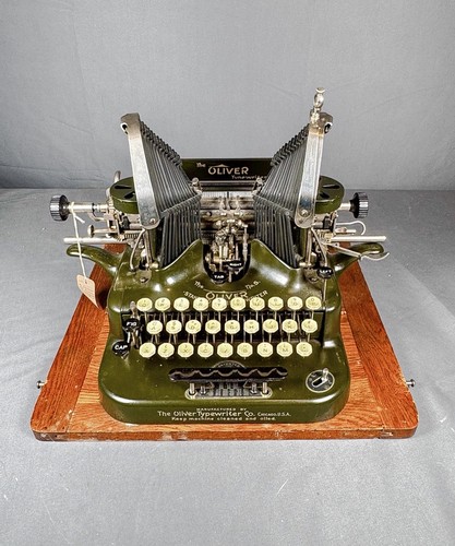 Antique Oliver No 5 Typewriter Standard Visible Writer Batwing With Case 1910s