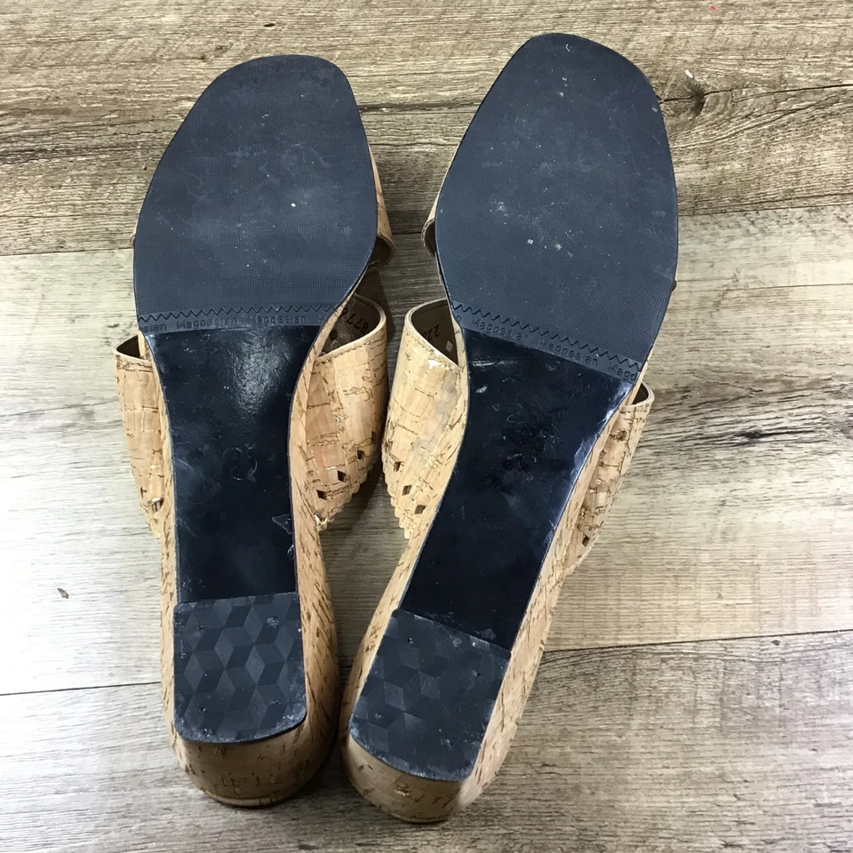 Magdesians Women's Size 11 N Beige Leather Cork Look Wedge Sandals - Image 2 of 4