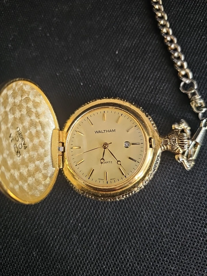 沃尔瑟姆石英日期怀表狗对水上飞鹅布什新电池 — 第 4/4 张图片