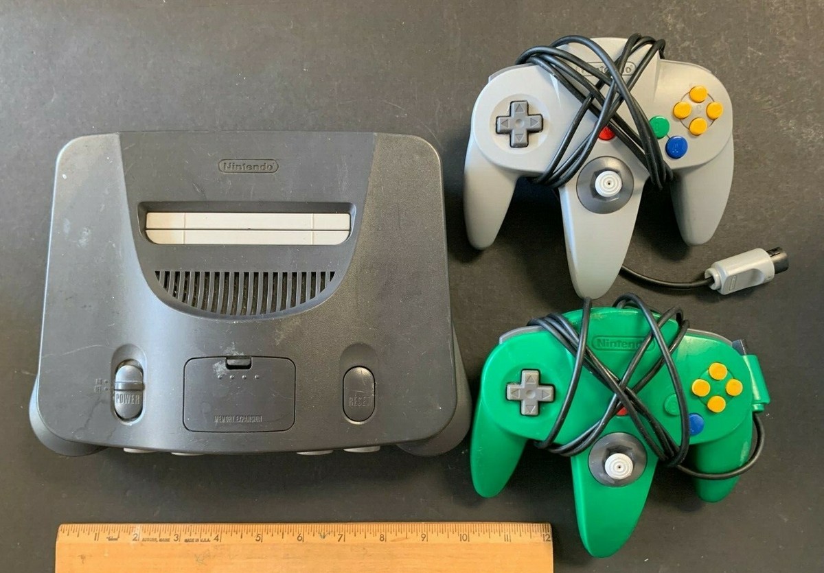 1996 NINTENDO 64 CONSOLE W/2 OFFICIAL CONTROLLERS TESTED WORKING