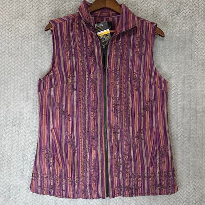 Young Threads Women s Khadi Linen Zipper Vest Embroidery Quilted Lining M